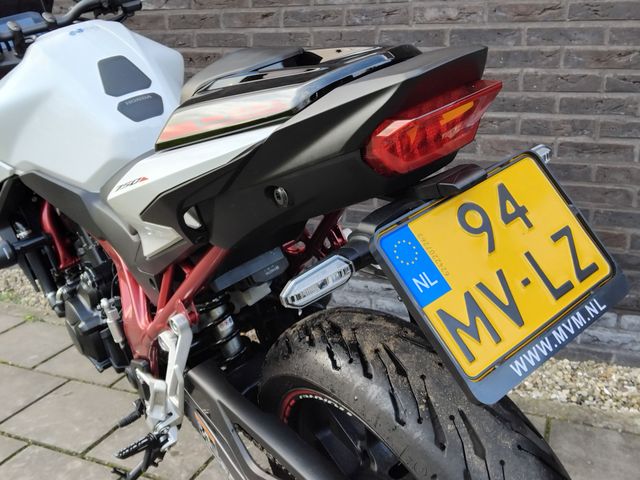 honda - cb-750-hornet