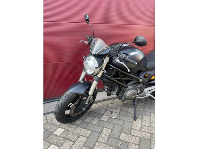 ducati - monster-696