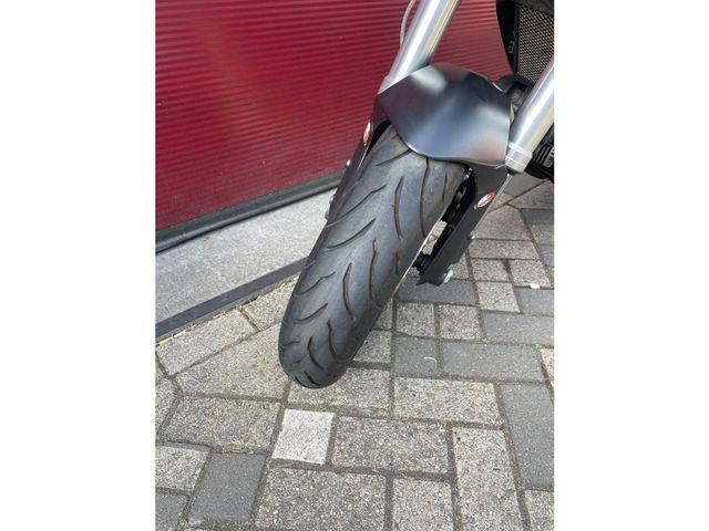 ducati - monster-696