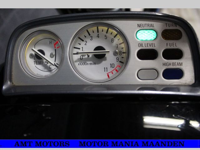 yamaha - vmx-1200-black-max