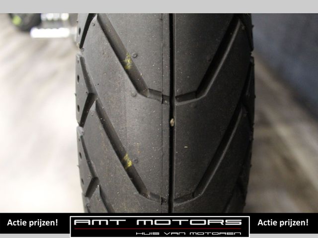 yamaha - vmx-1200-black-max