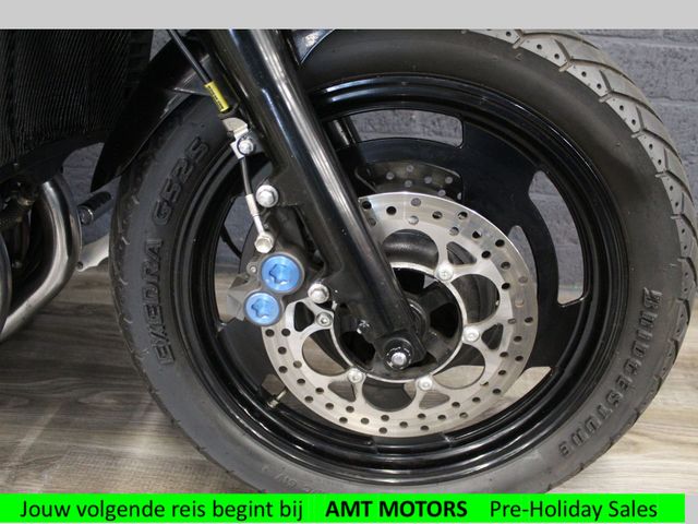 yamaha - vmx-1200-black-max