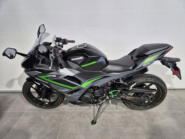 kawasaki - ninja-500-se