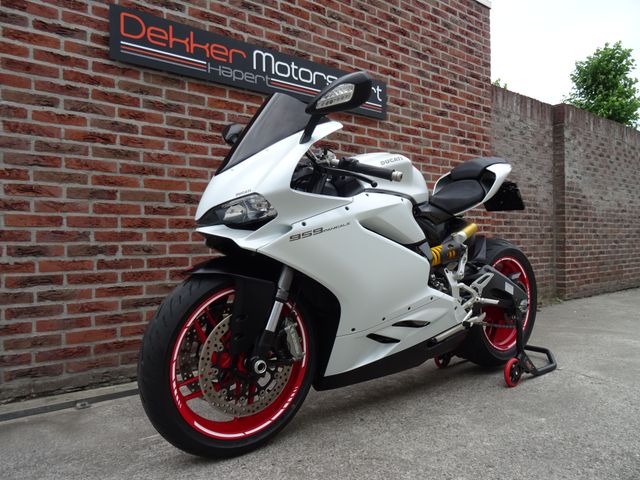 ducati - 959-panigale