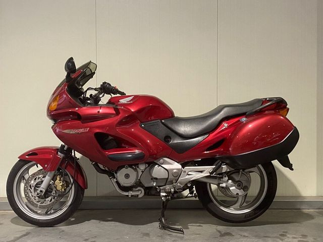 honda - nt-650-v-deauville