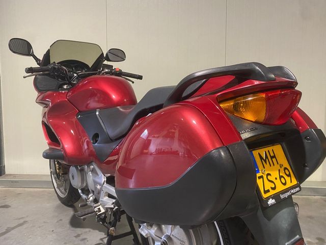 honda - nt-650-v-deauville