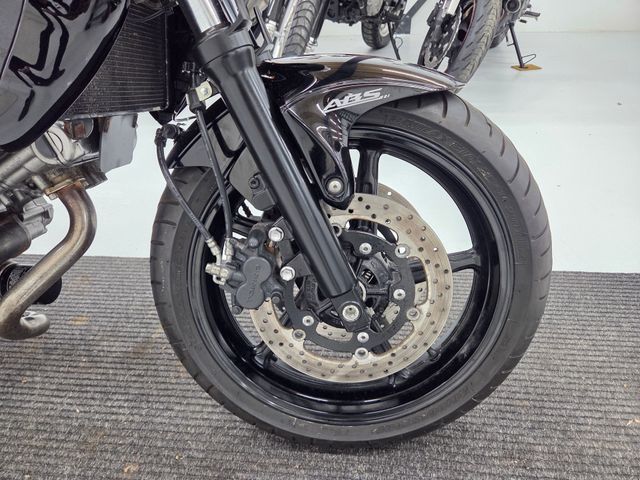 suzuki - gladius-abs