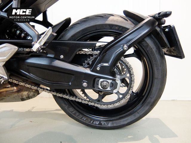 triumph - trident-660