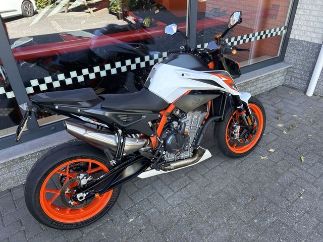 ktm - 890-duke-r