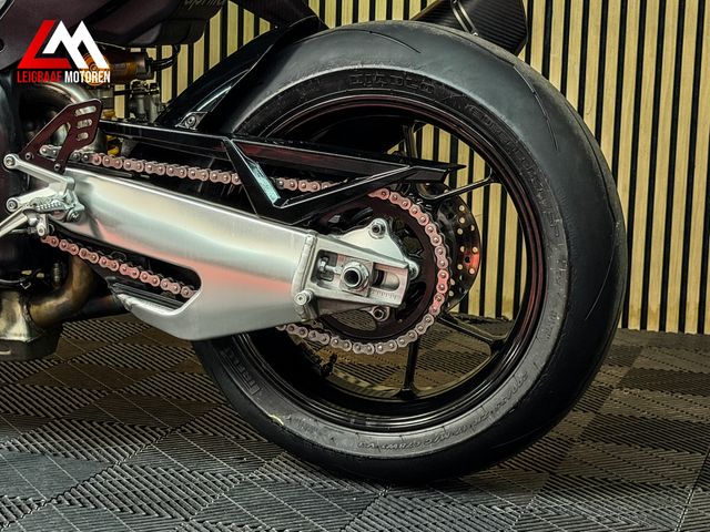aprilia - tuono-v4-factory