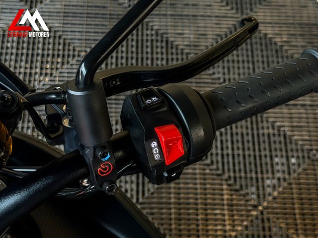 aprilia - tuono-v4-factory