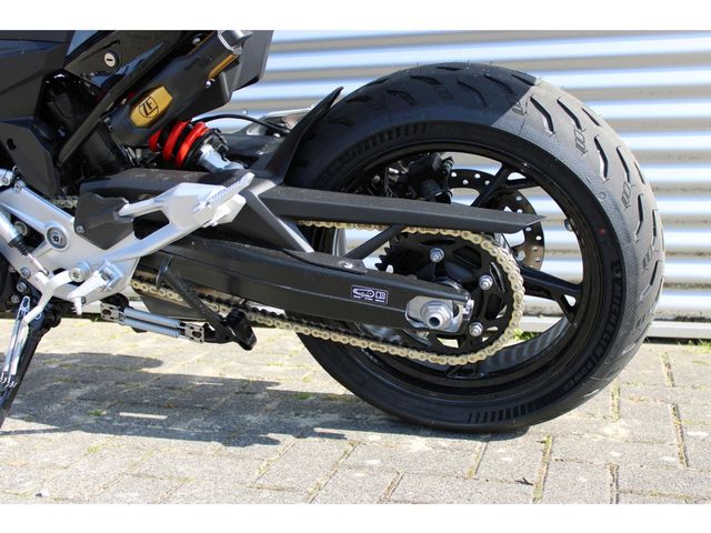 bmw - f-900-r