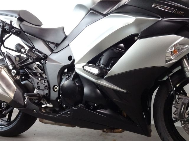 kawasaki - z-1000-sx-abs