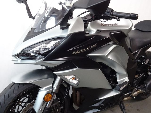 kawasaki - z-1000-sx-abs