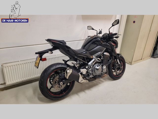 kawasaki - z900