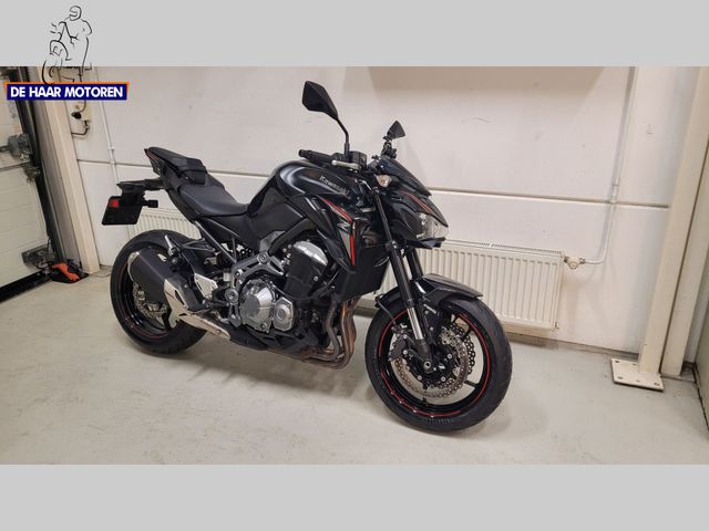 kawasaki - z900