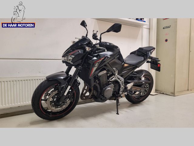 kawasaki - z900