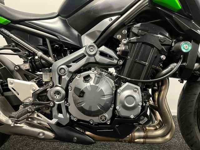 kawasaki - z900