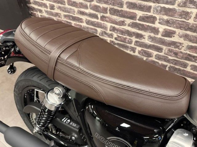 triumph - bonneville-t-120-black