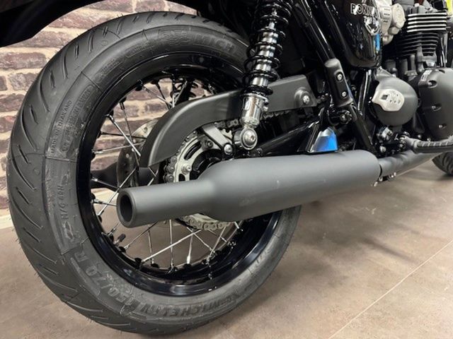 triumph - bonneville-t-120-black