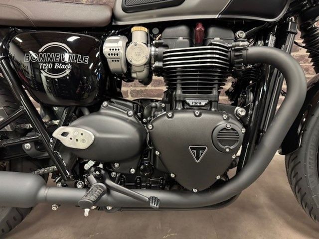 triumph - bonneville-t-120-black