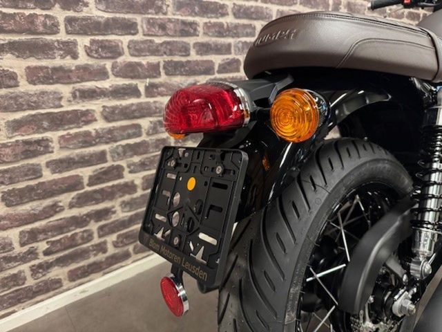 triumph - bonneville-t-120-black