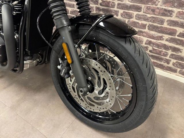 triumph - bonneville-t-120-black