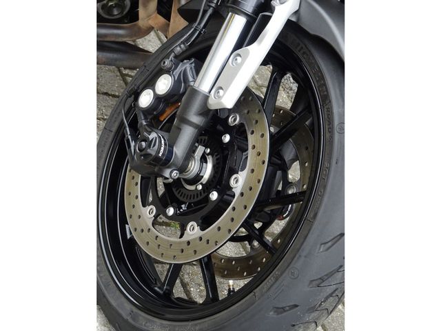 yamaha - xsr-900-abs