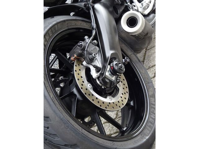 yamaha - xsr-900-abs