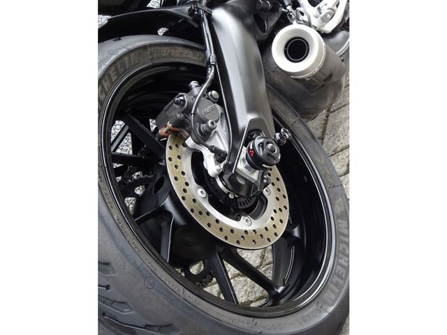 yamaha - xsr-900-abs