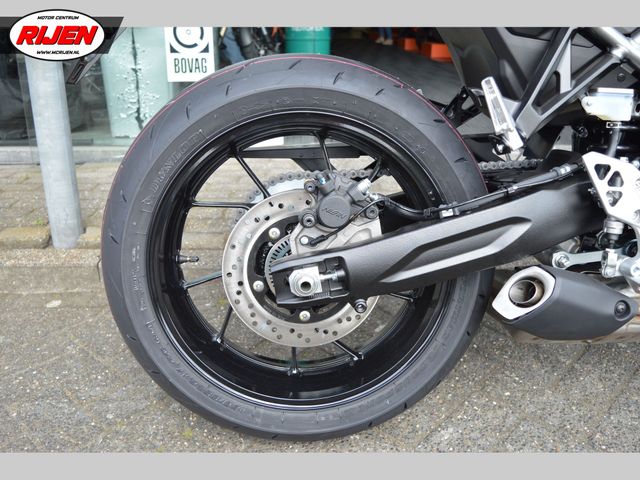 suzuki - gsx-8s