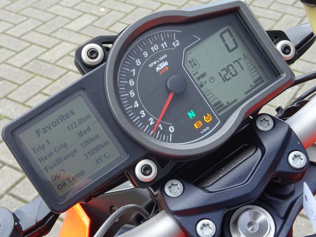 ktm - 1290-super-duke-r
