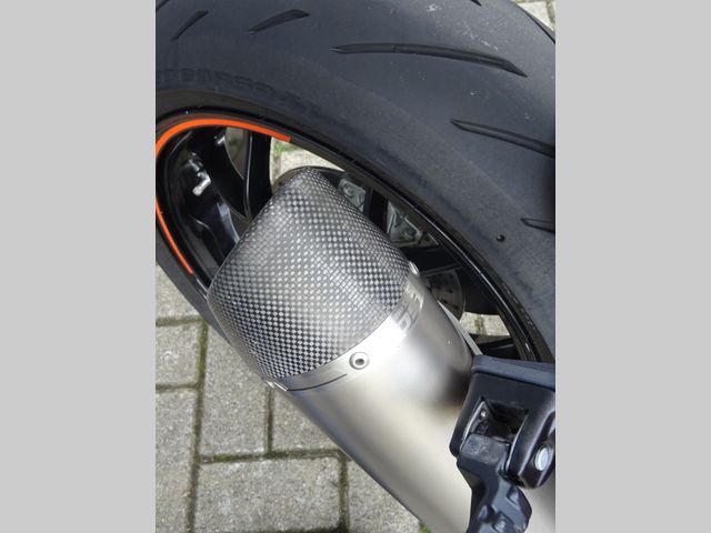 ktm - 1290-super-duke-r