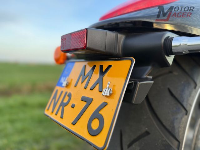 suzuki - m-1800-r-intruder