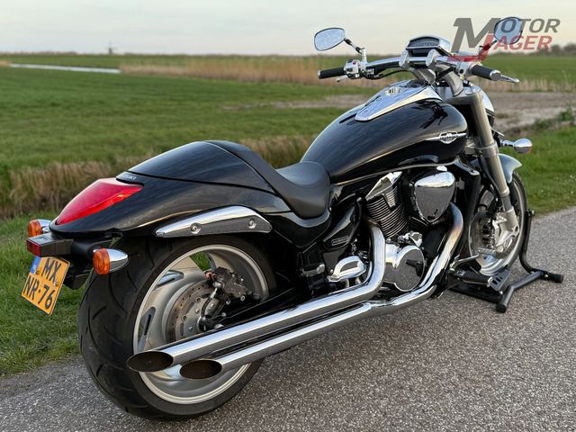 suzuki - m-1800-r-intruder