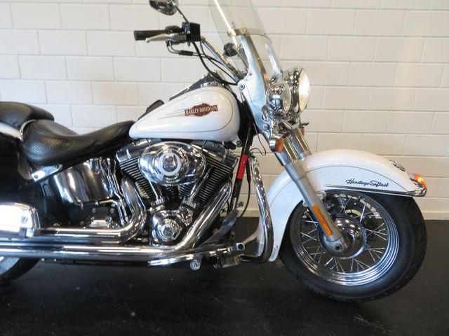 harley-davidson - softail-heritage-classic-114