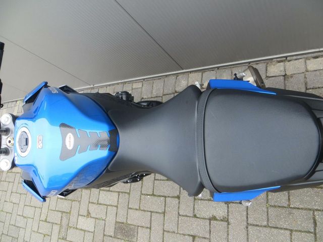 suzuki - gsx-s-950