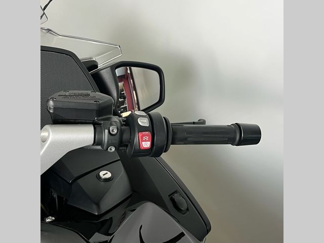 bmw - r-1200-rt-lc