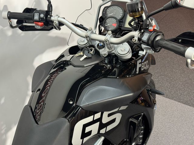 bmw - f-800-gs-triple-black-abs