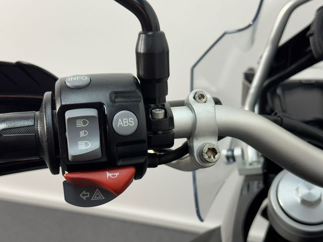 bmw - f-800-gs-triple-black-abs