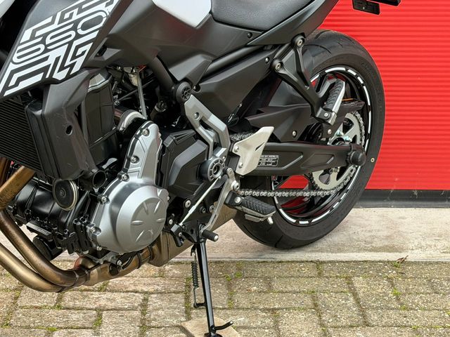 kawasaki - z650-abs