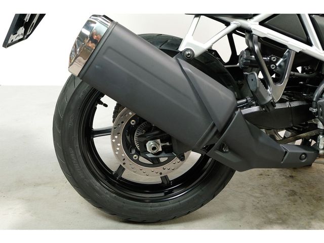 suzuki - v-strom-800