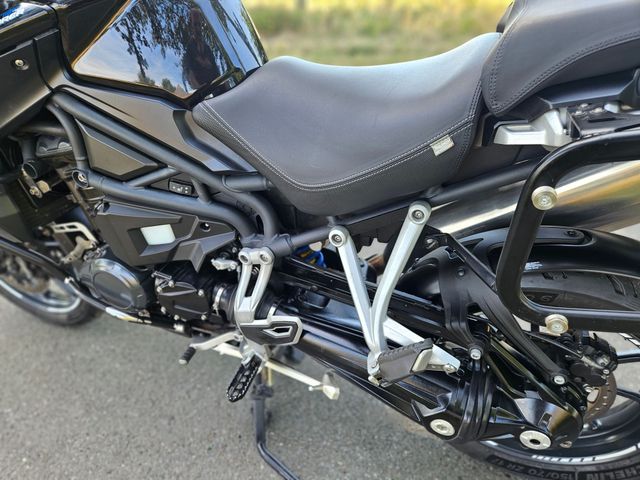 triumph - tiger-explorer