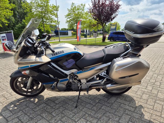yamaha - fjr-1300