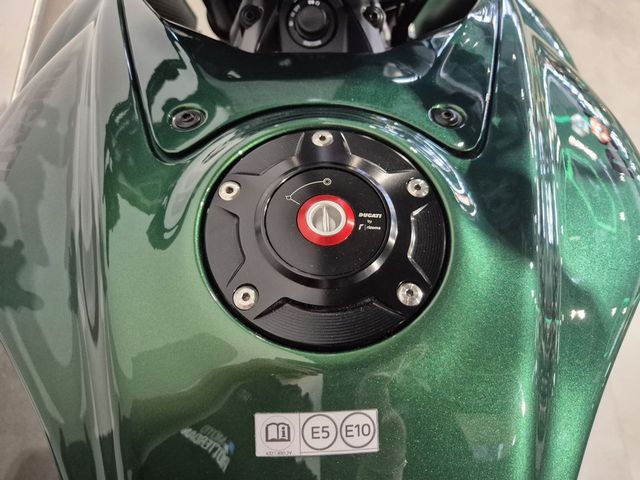 ducati - diavel-for-bentley