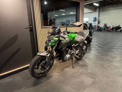 KAWASAKI Z650 – foto 4