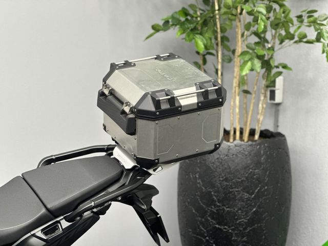 honda - crf-1100-l-africa-twin-dct