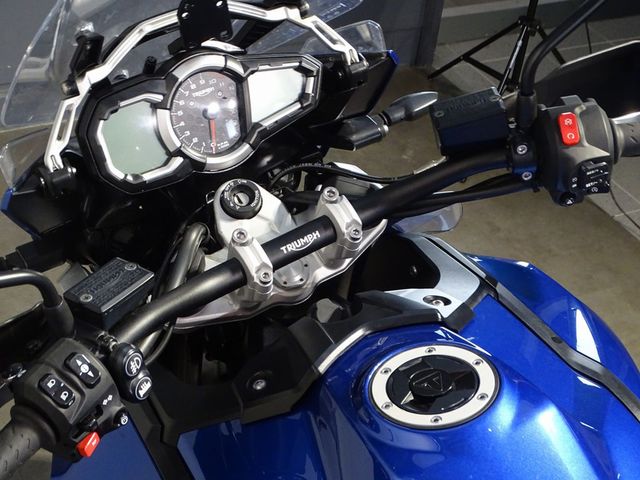 triumph - tiger-1200-xrt