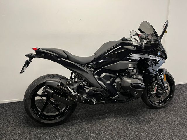 bmw - r-1300-rs