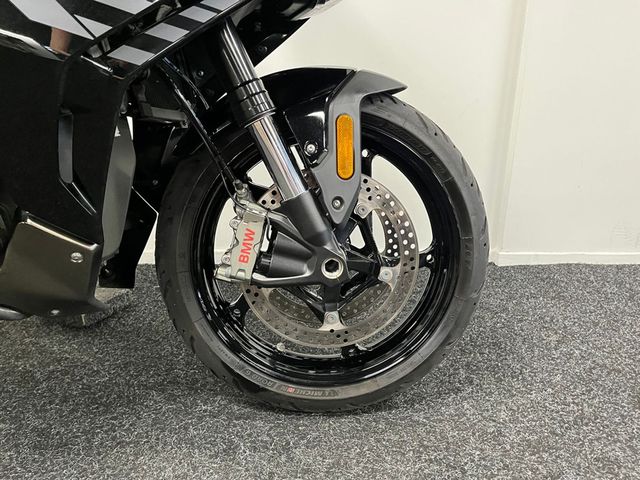 bmw - r-1300-rs
